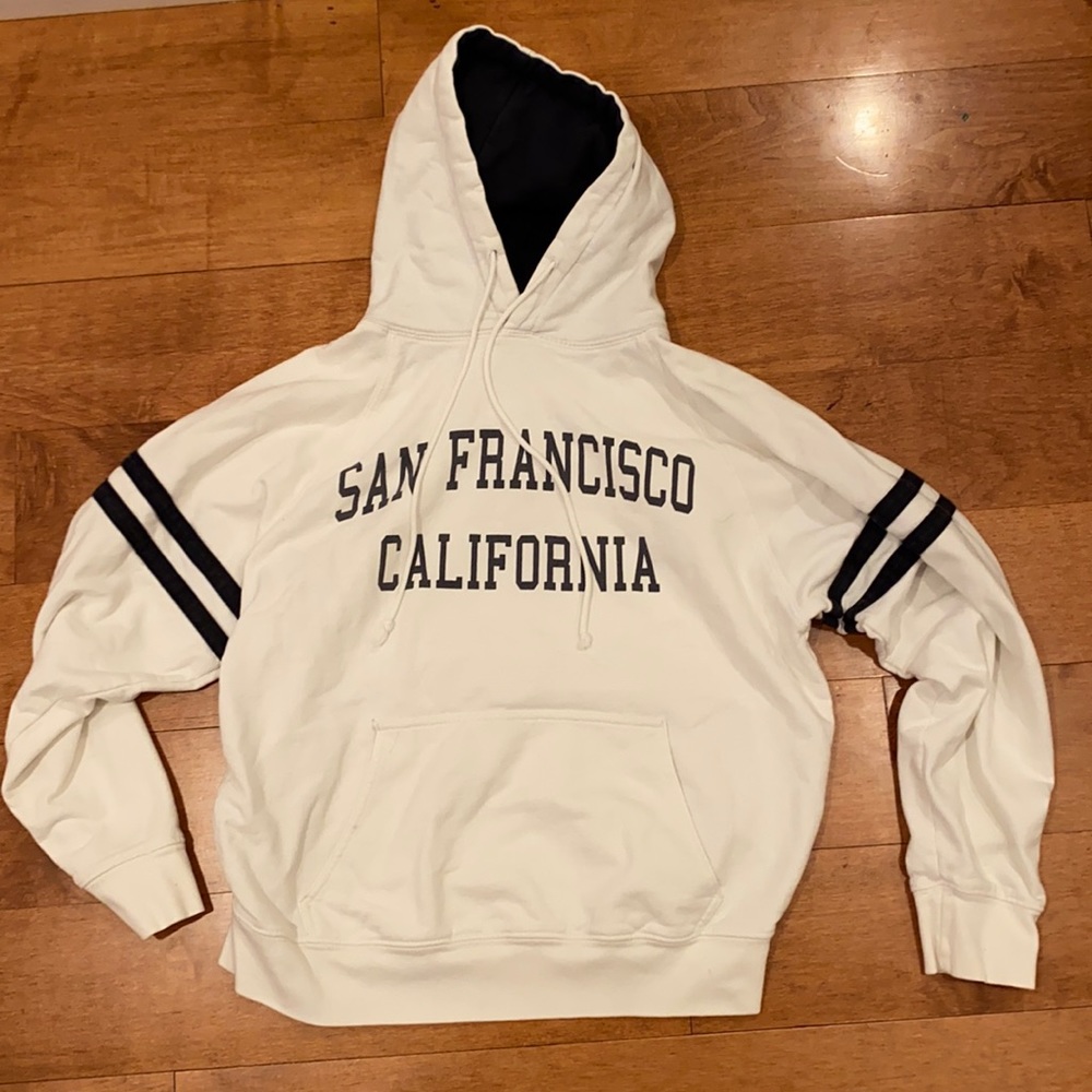 Brandy Melville Sweatshirt